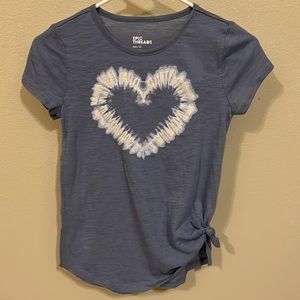 Epic Threads Girl’s Blue Short Sleeve T-Shirt with Love Knot, Size M